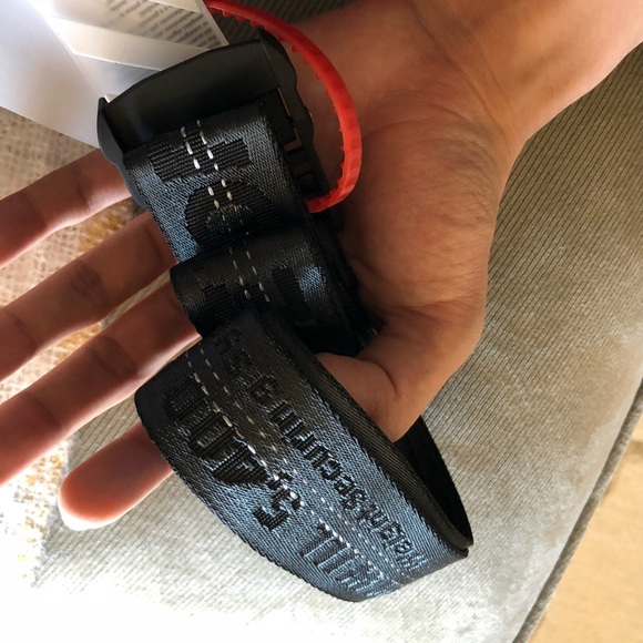 *RESTOCKED* Off-White Black Industrial Belt - Picture 4 of 8